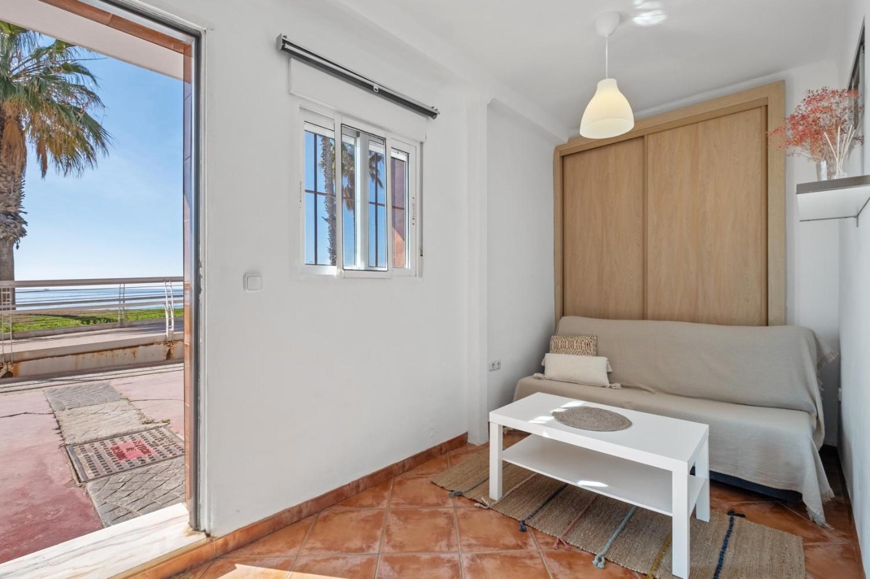 Apartamento Frente A La Playa Malaga Exterior photo